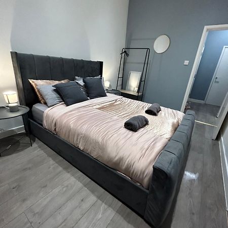 Central Locations 1 Bed Apartments Sleeps 4 London Exterior photo